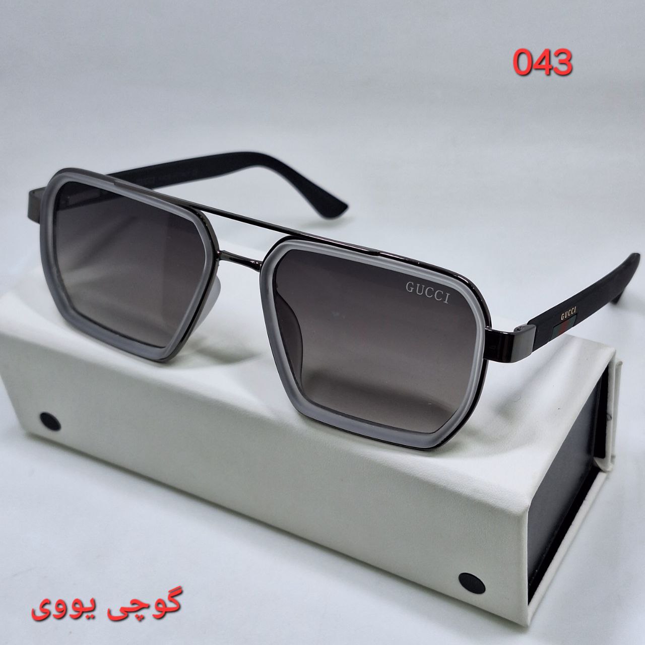 حجم دهنده لب