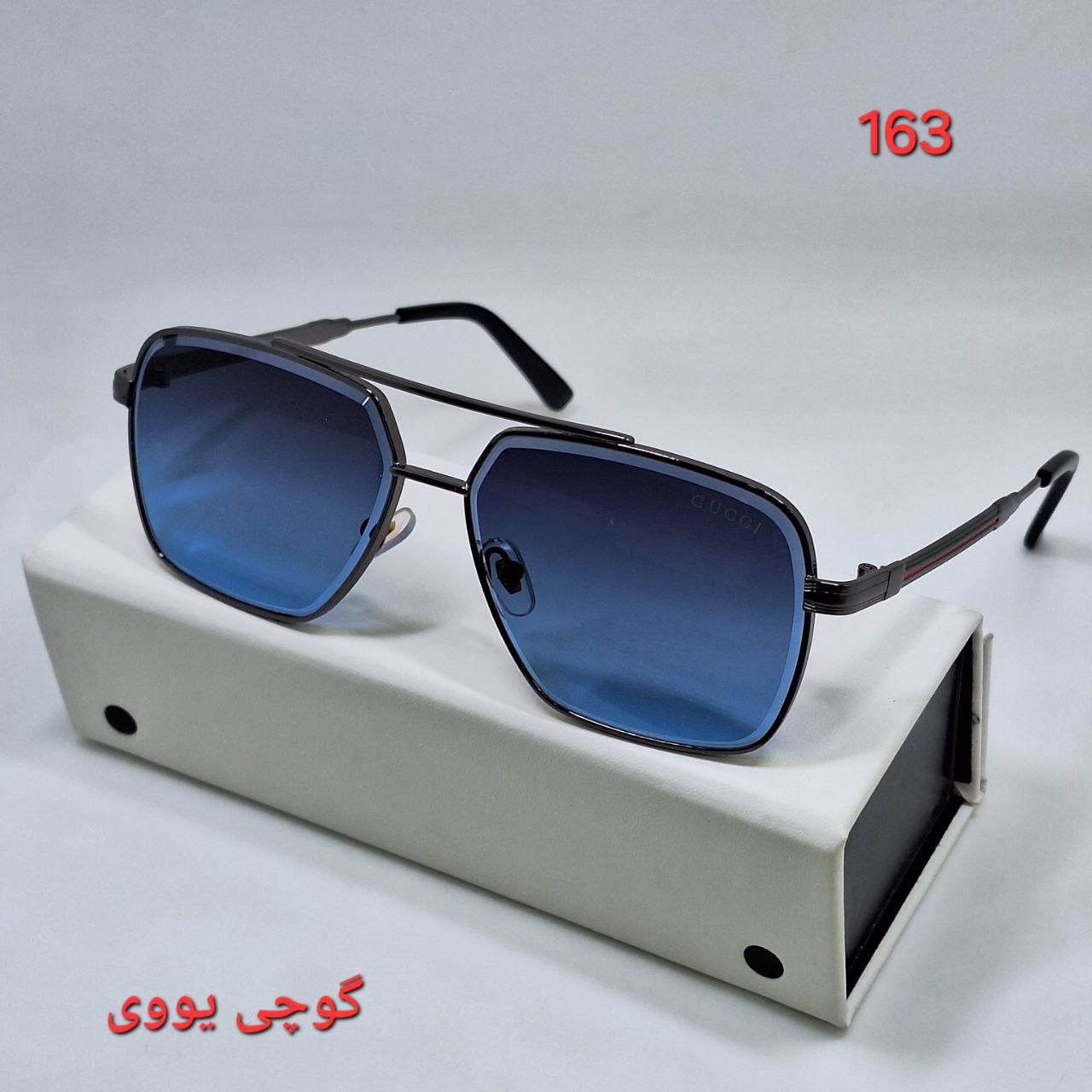 حجم دهنده لب