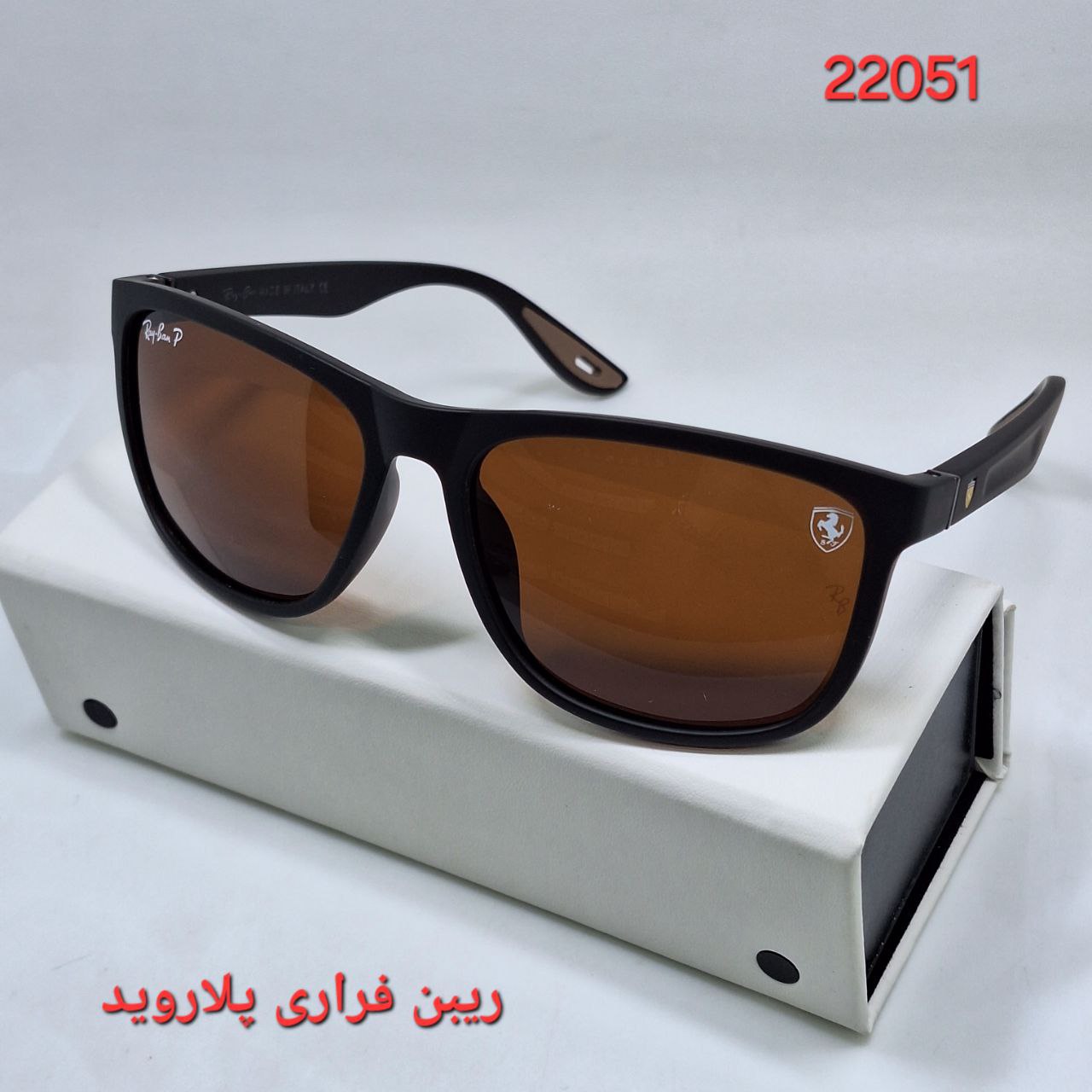حجم دهنده لب