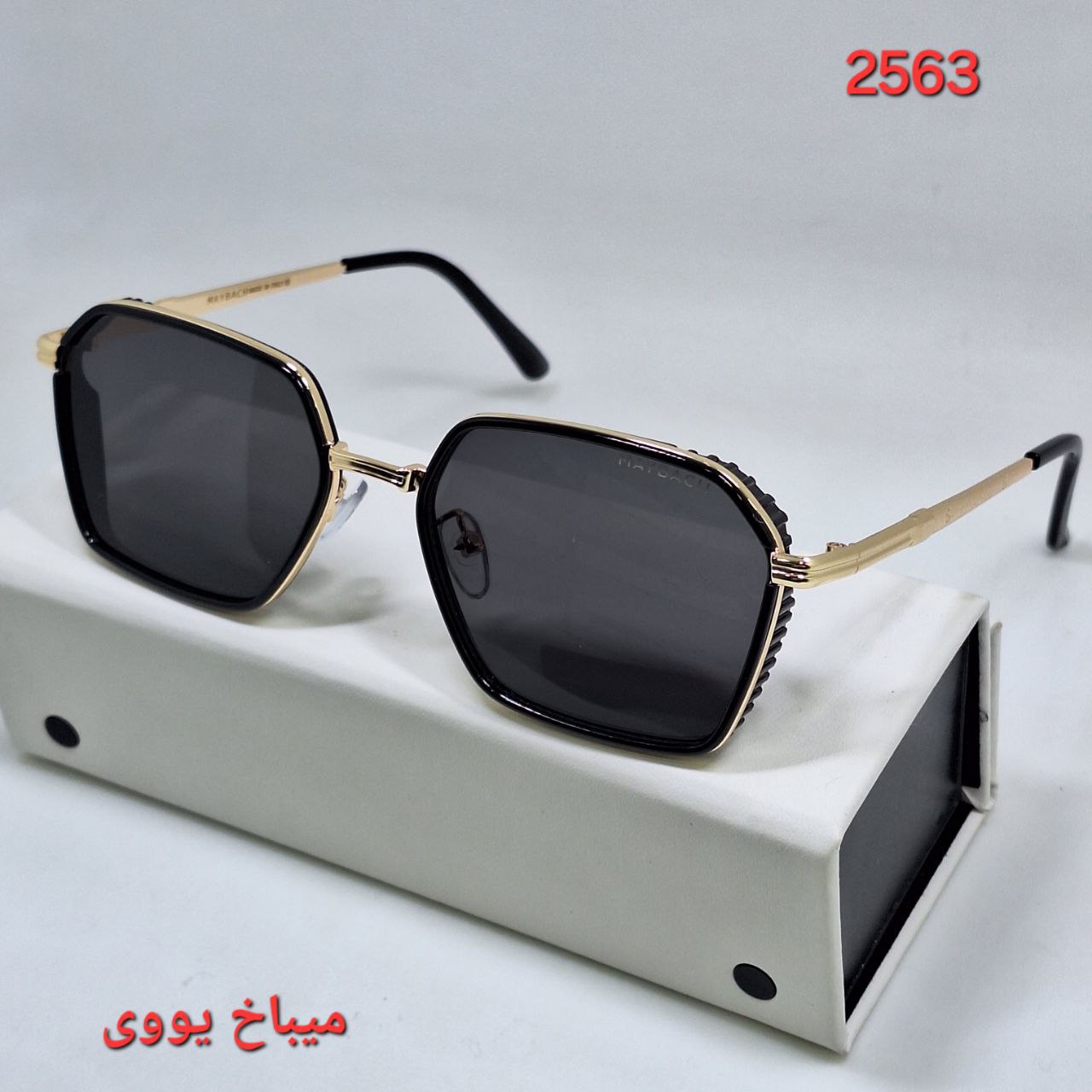 حجم دهنده لب