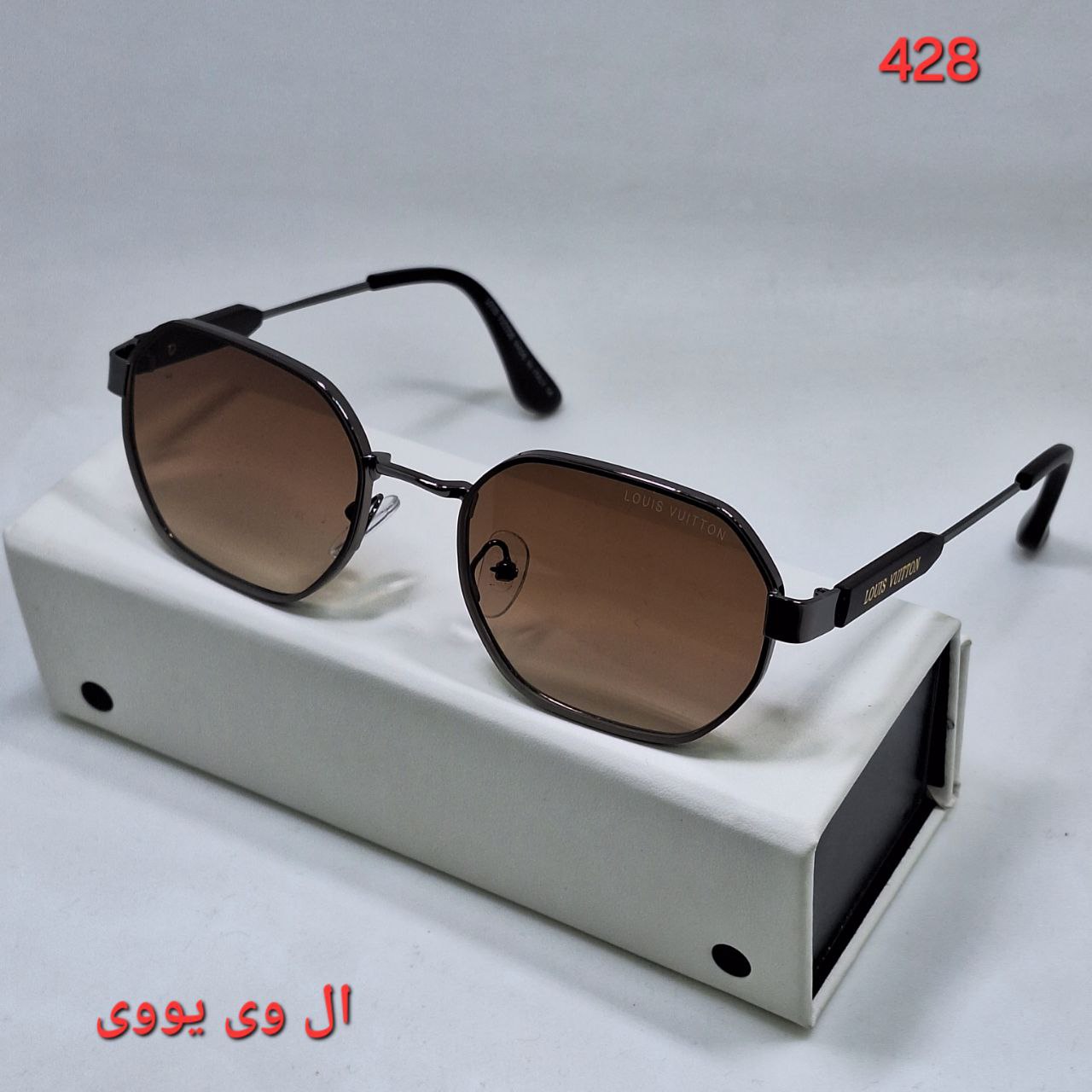 حجم دهنده لب