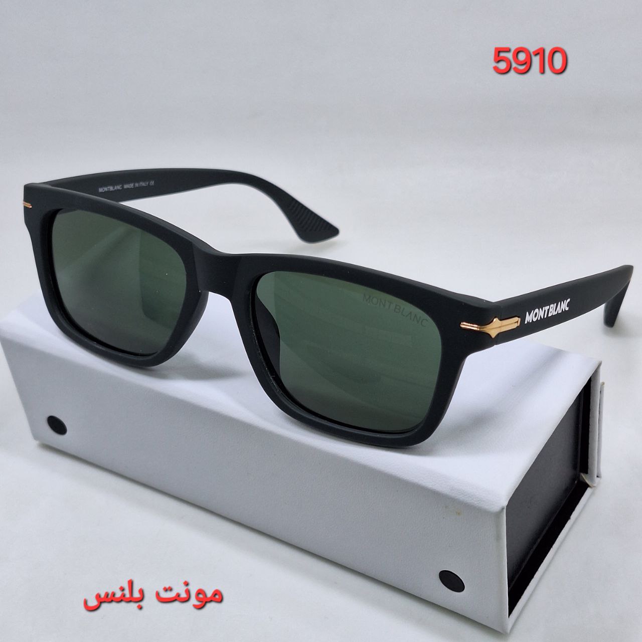 حجم دهنده لب