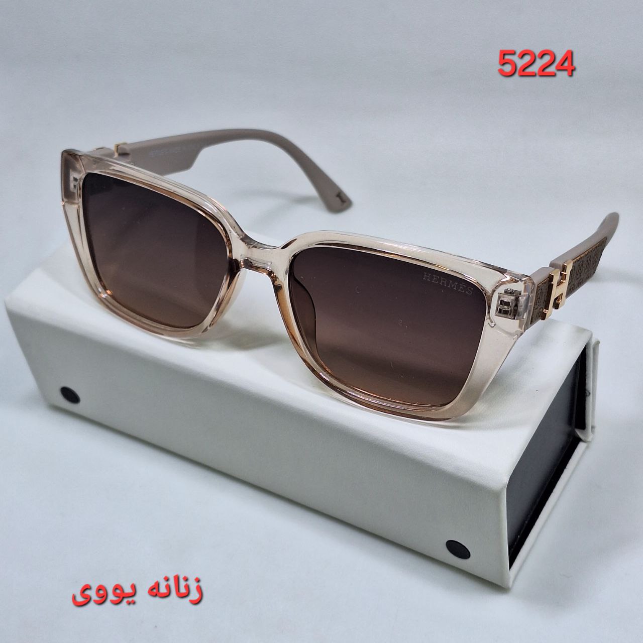 حجم دهنده لب