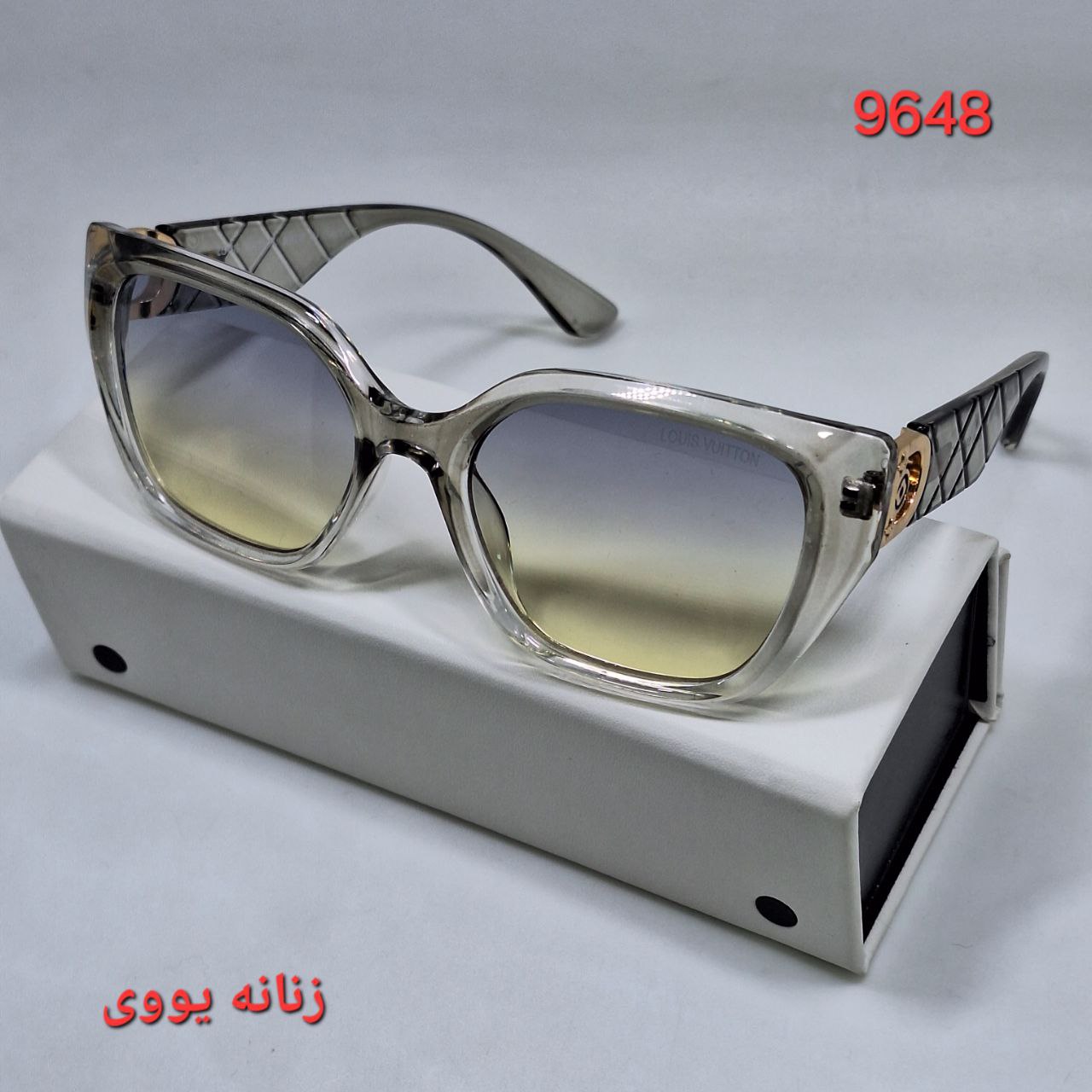 حجم دهنده لب